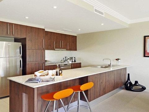 Anchorage @Harbourside - Magnificent Views - Holiday Adelaide 2