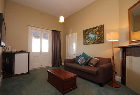 Anchorage Seafront Hotel - Holiday Adelaide 1