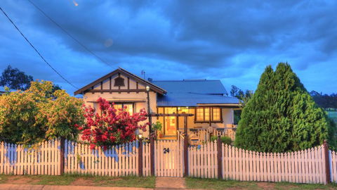 Andavine House - Bed & Breakfast - Holiday Adelaide 0