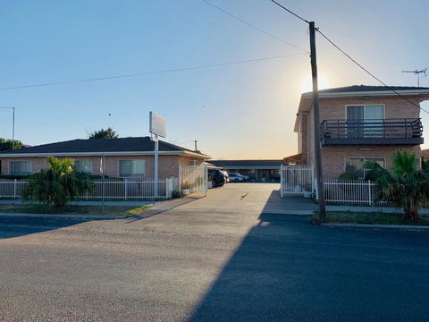 Angel's Rest Motel - Holiday Adelaide 2
