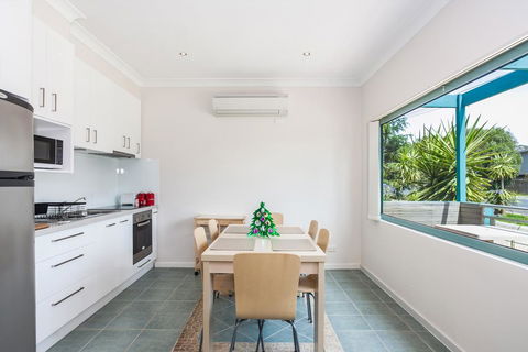 Anglesea River Apartments - 2 Bed Unit 2/4 - Holiday Adelaide 3