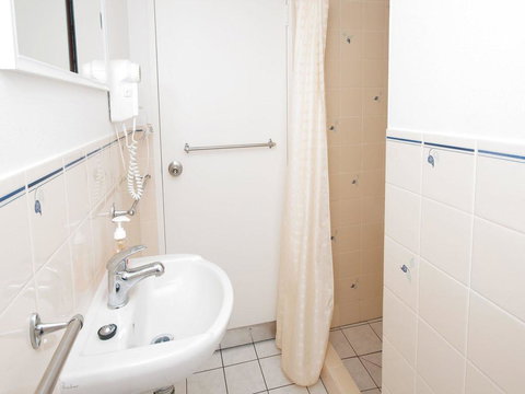 Apartment 3 - Providence - Holiday Adelaide 1