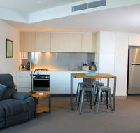 Apartment On King Street - Holiday Adelaide