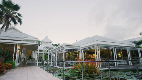 Apartments @ 87 Port Douglas - Holiday Adelaide 2