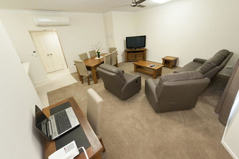 Apartments On Palmer - Holiday Adelaide 2