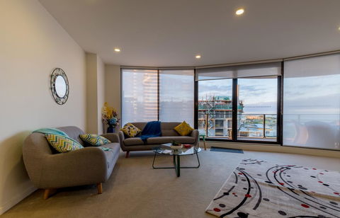 Apt 221 Marinaquays - Holiday Adelaide 2