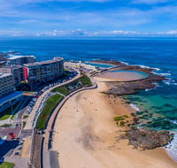 Arena On The Beach - Holiday Adelaide