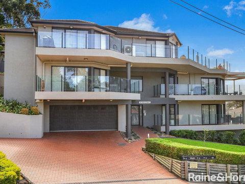 Ash Sienna - 2/49 Ash Street, Terrigal - Holiday Adelaide 0