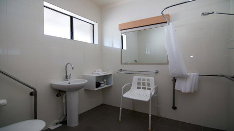 Ashleigh Court Motor Inn - Holiday Adelaide 2