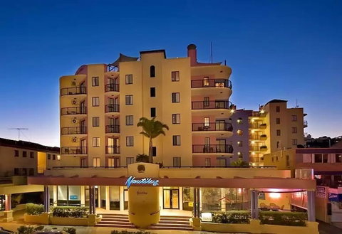 Asiatic Suite At Nautilus Mooloolaba - Holiday Adelaide 3