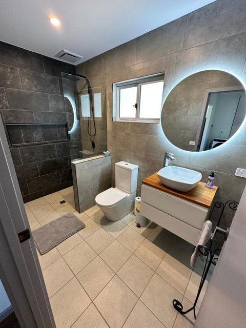 Luxury Holiday Unit 8min Walk To Town Center With Boat Parking - Holiday Adelaide 1