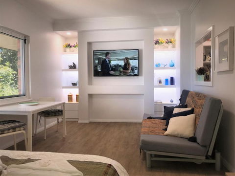 M207 West Perth Studio Apartment Near Kings Park - Holiday Adelaide 0