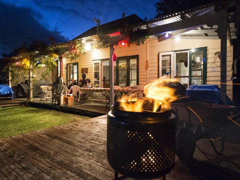 Mandurah Riverfront Holiday Rental - Holiday Adelaide 2