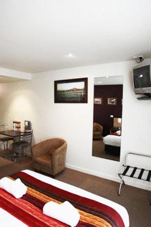 Mansfield Motel - Holiday Adelaide 1