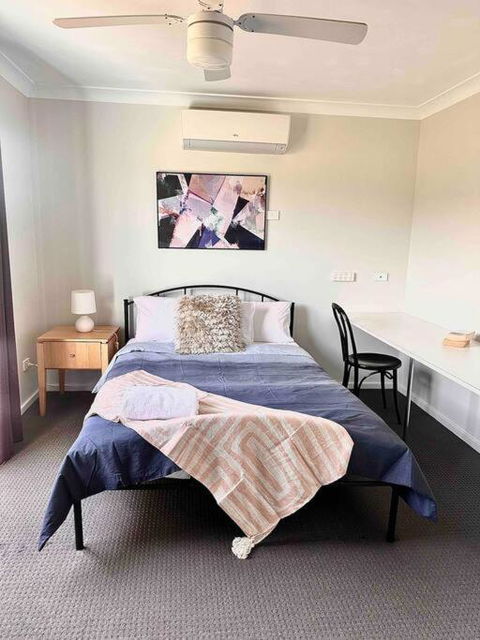 Maya Newcasle 6 Bedrooms Home - Holiday Adelaide 0