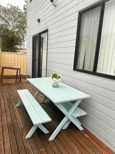 Maya Newcasle 6 Bedrooms Home - Holiday Adelaide 1