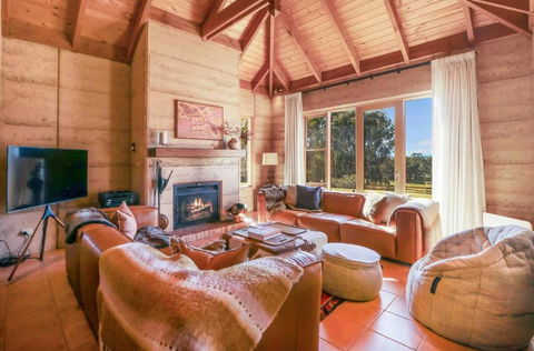 Melliodora - Relax, Unwind & Recharge - Holiday Adelaide 2