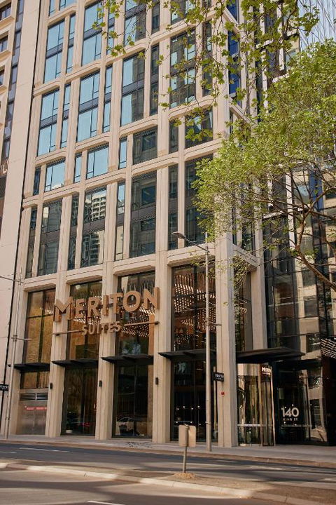 Meriton Suites Melbourne - Holiday Adelaide 1