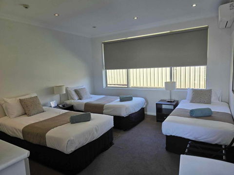 Merivale Motel - Holiday Adelaide 1