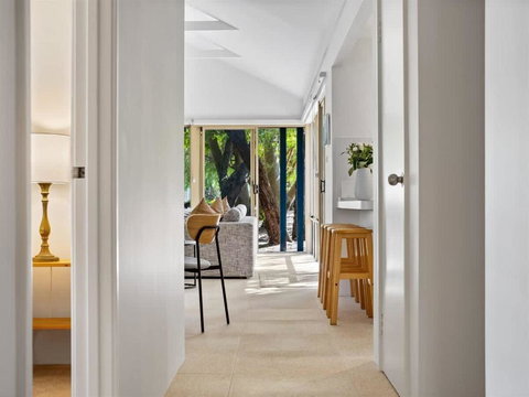 Mint Haus, Stylish Coastal Retreat - Holiday Adelaide 2