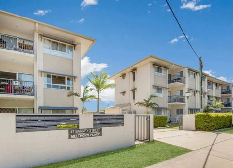 Modern Beach Apartment - Holiday Adelaide 1
