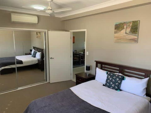 Modern Beach Apartment - Holiday Adelaide 3