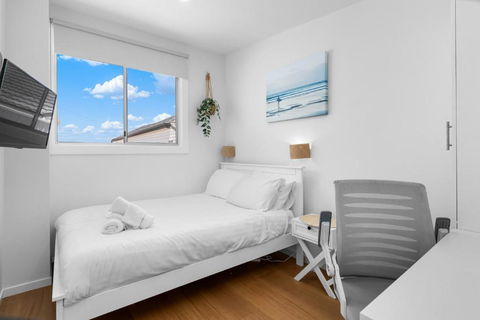 Modern Character Filled Cottage - Holiday Adelaide 3