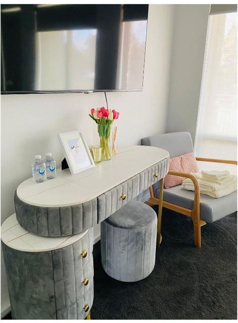 Modern Private Room With Ensuite - Holiday Adelaide 2