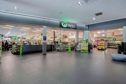 NEW Exquistely Furnished 2 Bedroom Apartment - Holiday Adelaide 2