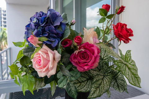 NEW Exquistely Furnished 2 Bedroom Apartment - Holiday Adelaide 3