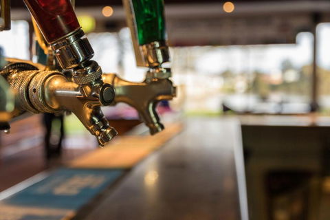 Moruya Waterfront Hotel Motel - Holiday Adelaide 1