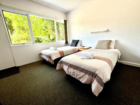 Mount Beauty Motor Inn - Holiday Adelaide 2
