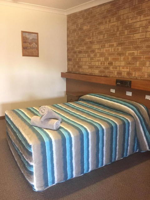 Nanango Fitzroy Motel - Holiday Adelaide 3