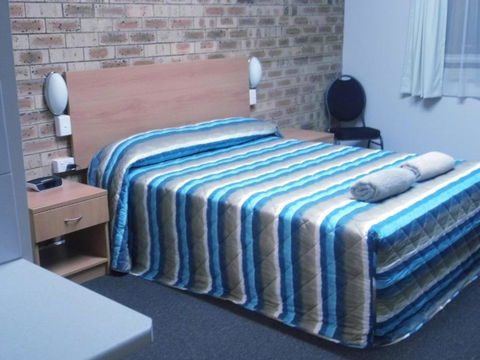 Nanango Fitzroy Motel - Holiday Adelaide 0