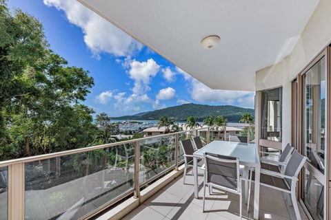 NEW! Gorgeous 2BR Apartment With Stunning Ocean Views! - Holiday Adelaide 2