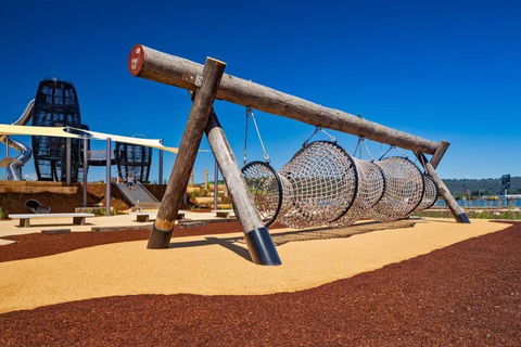 NEW Sailors Cove Pet Friendly - Holiday Adelaide 3