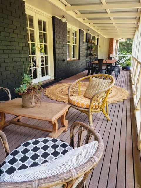 Noonan House, 5 Bedrooms. Hop & Skip To Town - Holiday Adelaide 0