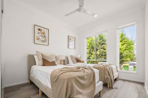 Oasis Retreat In Coomera - Holiday Adelaide 3