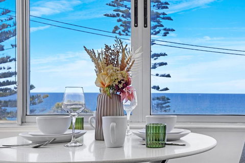 Ocean View 1 Bedroom Private Apartment Next To Maroubra Beach - Holiday Adelaide 2