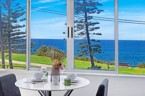 Ocean View 1 Bedroom Private Apartment Next To Maroubra Beach - Holiday Adelaide 1