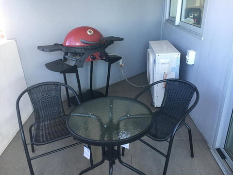 Ocean View 2 Bedroom Apartment - Holiday Adelaide 1