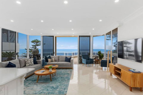 Ocean Vista Escape - A Lofty Beachfront Penthouse - Holiday Adelaide 0