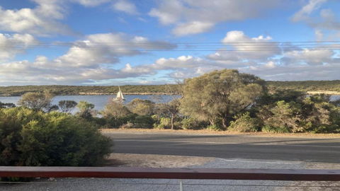 Off The Net - New Listing - Esplanade Property With Views Of The Channel - Holiday Adelaide 0