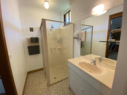 Orana Motor Inn - Holiday Adelaide 3