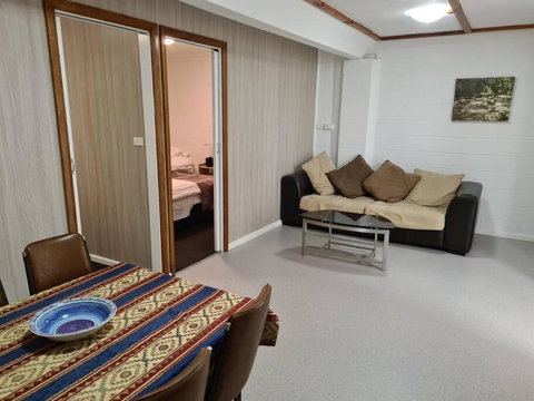 Orchard 2 Bedroom Apartment In Devonport - Holiday Adelaide 0