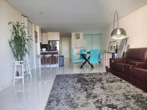 Parramatta Shared Apartment - Holiday Adelaide 0