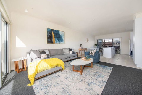 Page Seven By Property Mums - Holiday Adelaide 2