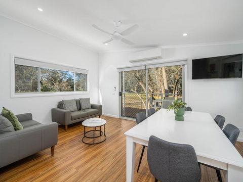 Painters Island Holiday Park - Holiday Adelaide 3