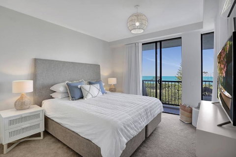 Panoramic Ocean View 2 Bed 2 Bath - Holiday Adelaide 1
