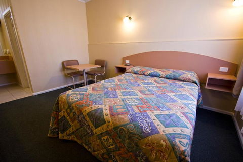 Parkville Motel - Holiday Adelaide 2